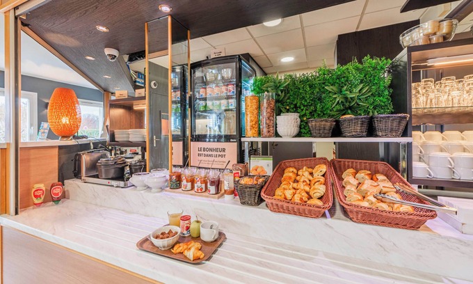 Mundolsheim Hotel | B&B HOTEL Strasbourg Nord Mundolsheim