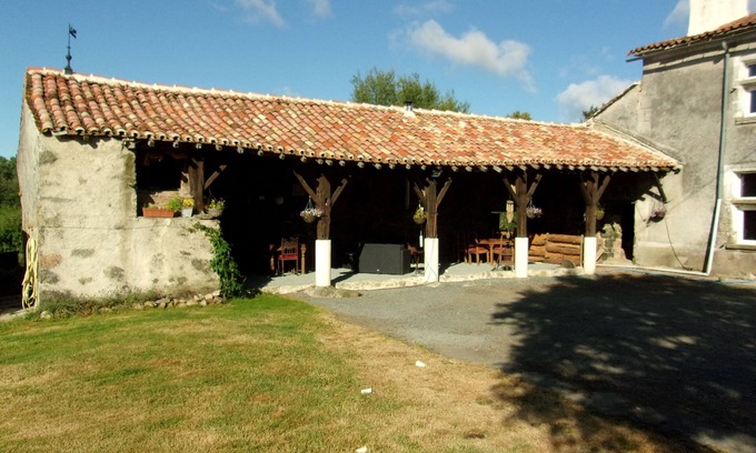 La Foret-sur-Sevre Cama Y Desayuno | B & B en una granja fortificada