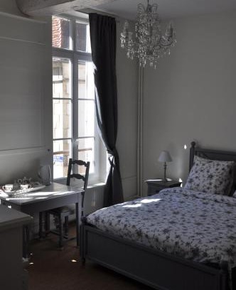 Auxerre Cama Y Desayuno | B&B Le Relais des Saints Pères