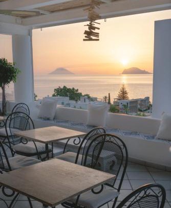 Santa Marina Salina Cama Y Desayuno | B&B Le Sette Vele Da Riccardo