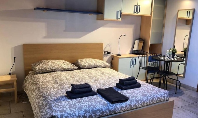 Busto Arsizio Apartamento | B&B Milano Malpensa - CAMARA 3