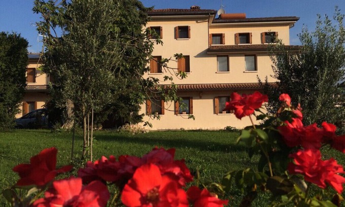 Pieve di Soligo Cama Y Desayuno | B & B Mirò - Just like your home, in safety.