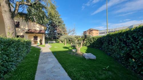 Vimercate Cama Y Desayuno | B&B Villa Eden