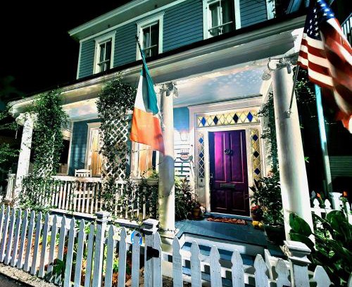 Historic Downtown Savannah Casa | B&B Zia Gianna