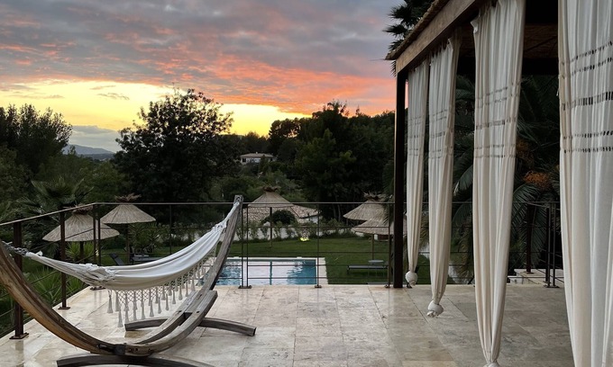 Roquevaire Casa | B Gite at the foot of the hills 20 MN from CASSIS
