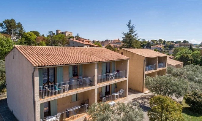 Greoux-les-Bains Apartamento | (B) Studio T1 spacious, quiet, sun, parking