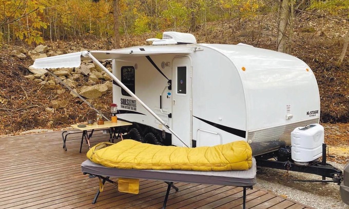 Hachimantai Alquiler De RV | B Trailer hearth woodfired bath Accommodati / Hachimantai City Iwate