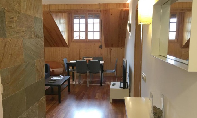 Benasque Apartamento | B15 - Edif Los Tilos 1, 3º - Villmor