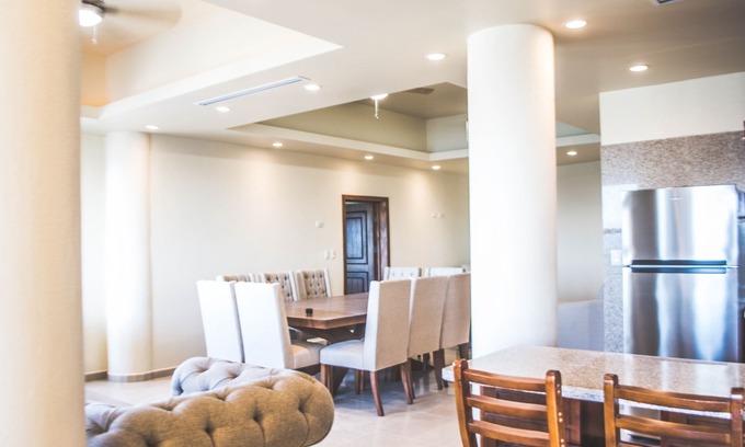 Kino Nuevo Condominio | B2 Vista al mar + 2 habitaciones + área social con jacuzzi + playa privada + 4 personas