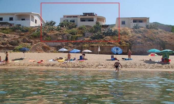 Tresnuraghes Casa | BA2 Nice apartment in waterfront villa- Private stair to the sandy beach