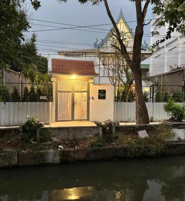 Phra Nakhon Hotel | Baan Debtida