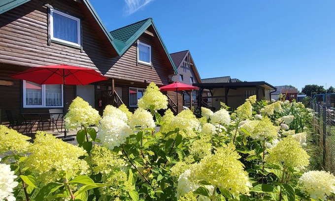 Sarbinowo Cabina | Baba Yaga Cottage – Peaceful Retreat with Sunset Views for Families and Couples