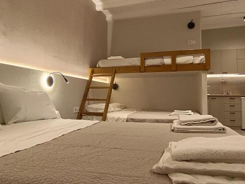 Archea Pissa Casa | Bacchus Winter Studios
