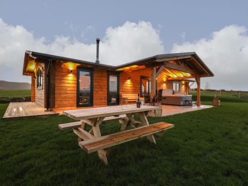 Aberhosan Casa | Bacheiddon Log Cabin