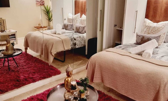 Clifton Apartamento | Bachelor Unit , 1.5 Bedroom, 1 Bathroom, Sleeps