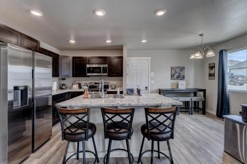 Rapid City Casa | Backyard View Of Black Hills, Game Room, 5 Br's