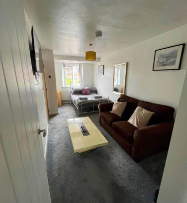 Brackley Apartamento | Badger Haven, Apartment 1