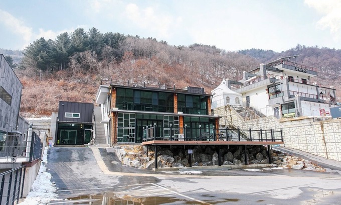 Hwacheon Condominio | Baemeori Pension