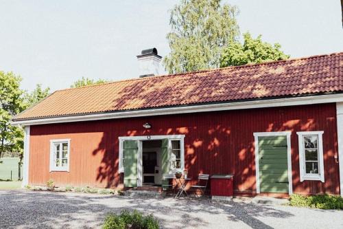 Lillykyrka Casa | Bagarstugan på Grindtorp