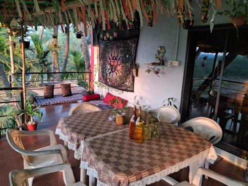 Akshi Casa | Bageecha B&B- Vaayu