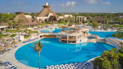 Akumal Complejo | Bahia Principe Grand Tulum - All Inclusive
