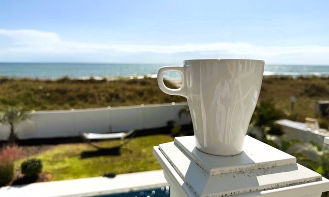 Atlantic Beach Casa | Bailey's Blue Ocean View, 5 BR Ocean Front Luxury Home w/Infinity Pool