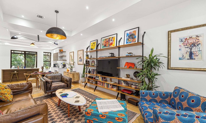 Bedford-Stuyvesant Casa | Bainbridge by Rove Duplex with Deck & Backyard
