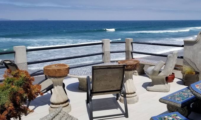 La Joya Casa | Baja Malibu Home Ocean Front 2 Kings Beds, Sleeps 14, Rosarito Mexico