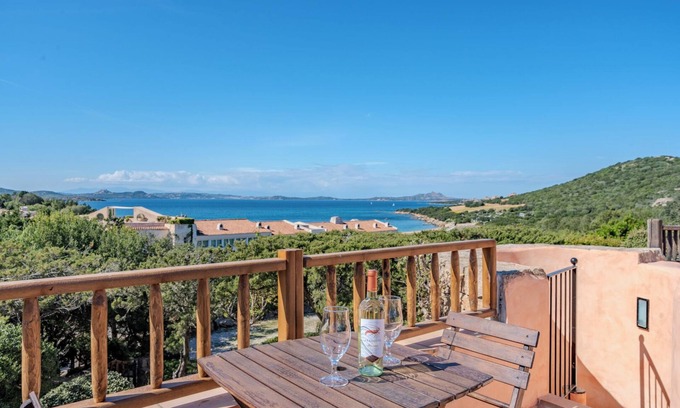 Baja Sardinia Villa | Baja Cerdeña - Cala dei Ginepri, Villa a 80 m de la playa