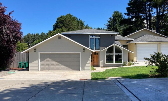 McKinleyville Casa | Balboa Rendezvous