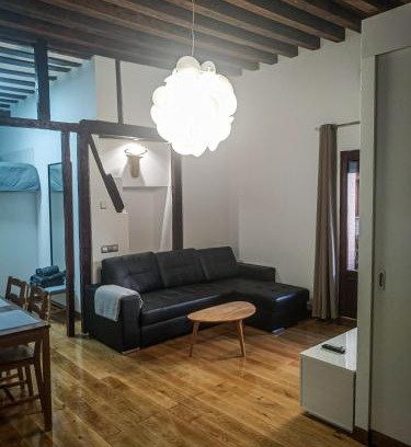 Toledo City Center Apartamento | Balcón de la plata