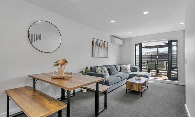Parnell Casa | Parnell Gem w/ Balcony & Parking Near Arena