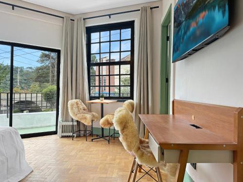 Abernessia Apartamento | Balcony Wi-Fi Commercia Center Home Office Space