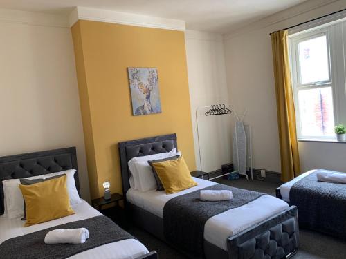 Newcastle-upon-Tyne Apartamento | Balfour3-3 Bdrm 5 Beds Contractor Digs Spacious