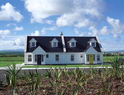 Ballybunion Casa | Ballybunion Holiday Cottages by Trident Holiday Homes