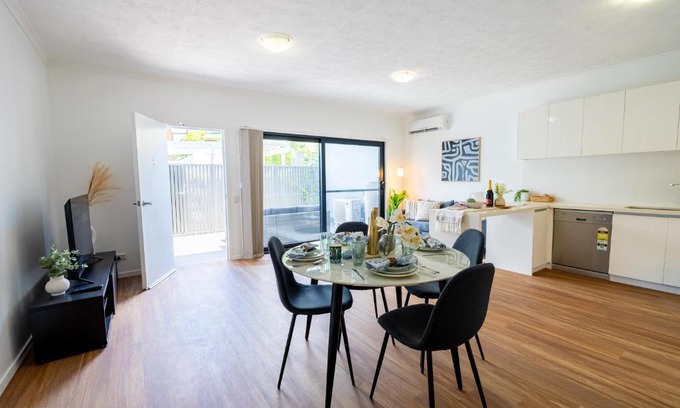 Hawthorne Apartamento | Balmoral Apartment - Airy & Light-filled City Edge Comfort Stay