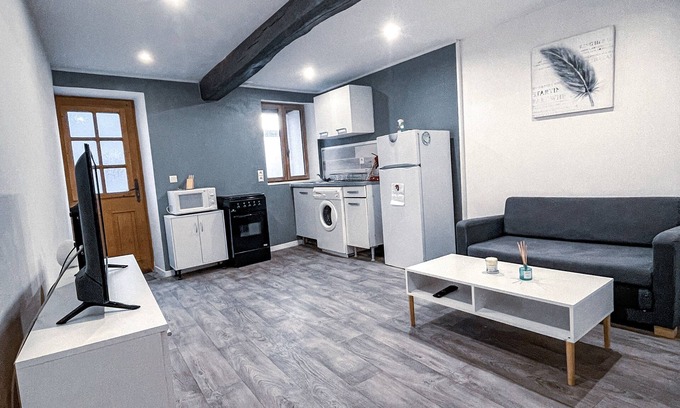 Varzy Apartamento | Balneo bath accommodation