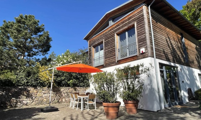 Oestrich-Winkel Casa | Balthasar Ress Guesthouse am Rebhang im Rheingau