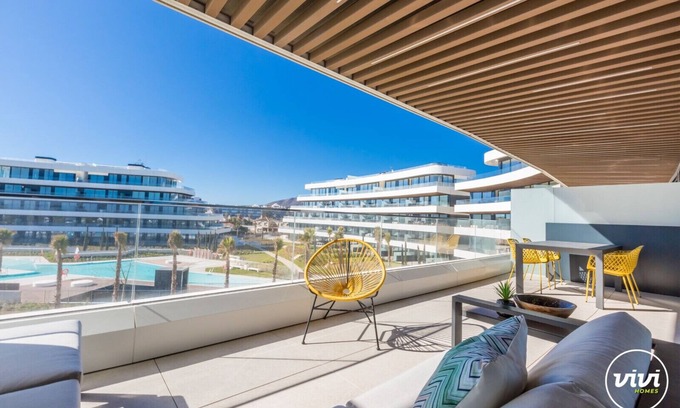 Torremolinos Apartamento | Bambu - Frente al mar | Piscina