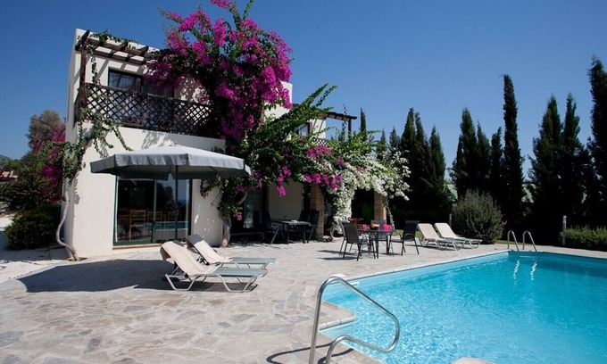 Kissonerga Villa | Plátano Jardines Villa