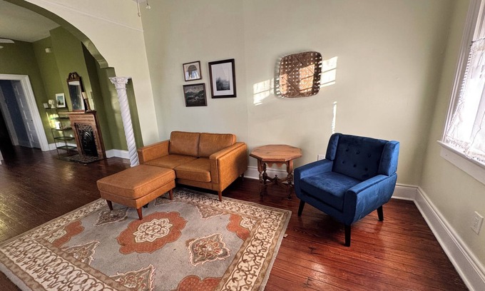 Mid-City Casa | Banks St. Beauty - Walkable, Fun
