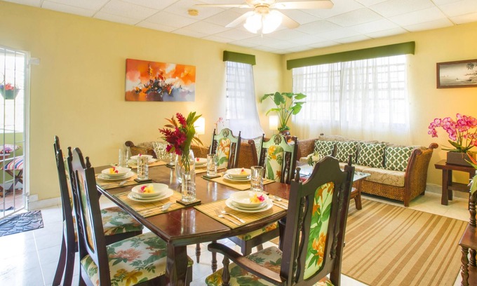 Welches Apartamento | BK Villas-Barbados tres grandes habitaciones cerca del mar