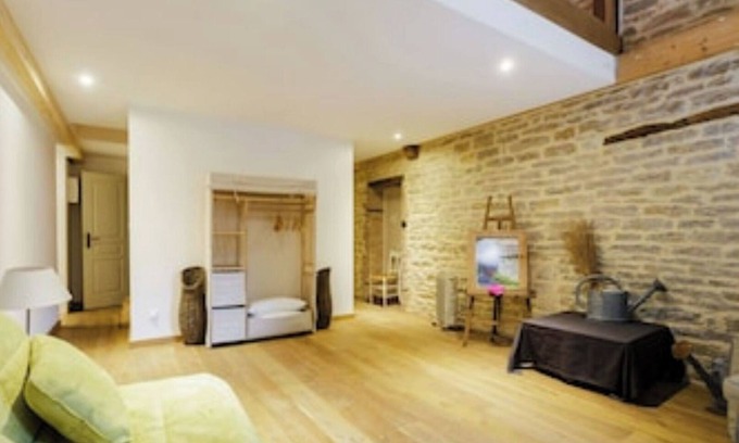 Barbirey-sur-Ouche Otro | Barbirey Castle Farm