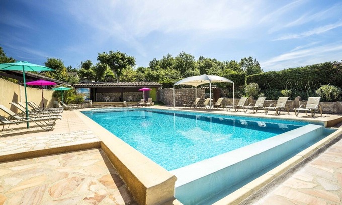 Joyeuse Casa | Barbouillet - Maison avec piscines partagées
