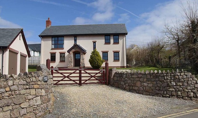 Llangennith Casa | Barcud Lodge in the beautiful Swansea