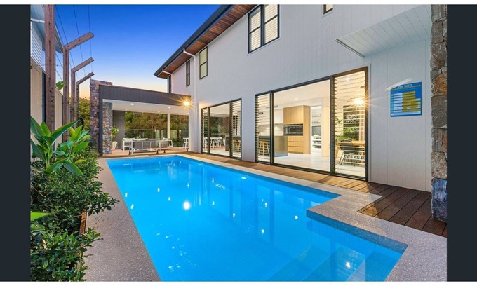 Casuarina Casa | Barefoot Beachfront @ She Oak - Beachfront 5bed home