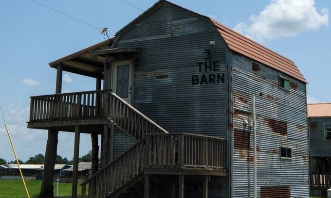Minden Cabina | Barn 2 @ Yellow Rose Canyon