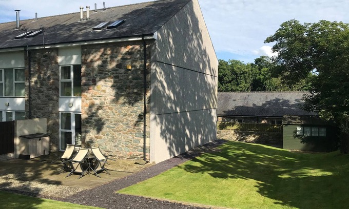 Newborough Cabaña | Barn End, 9 Stad Clynnog