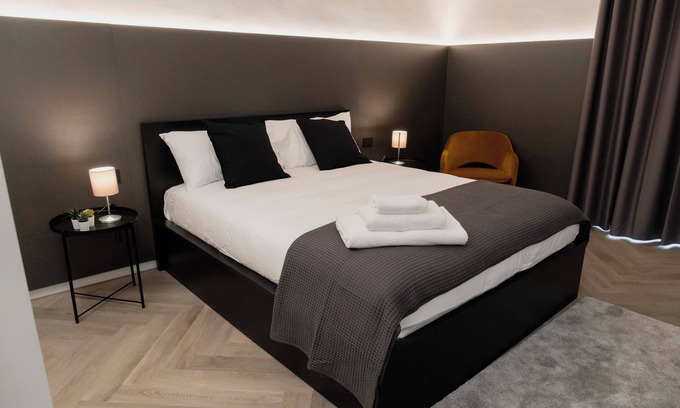 Taranto Casa | BARNEYS DESIGN APARTMENT