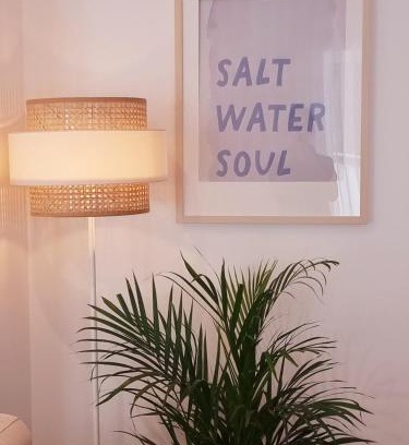 Barra Apartamento | Barra B Suite Apartment - 4min walk from BEACH, Terrace